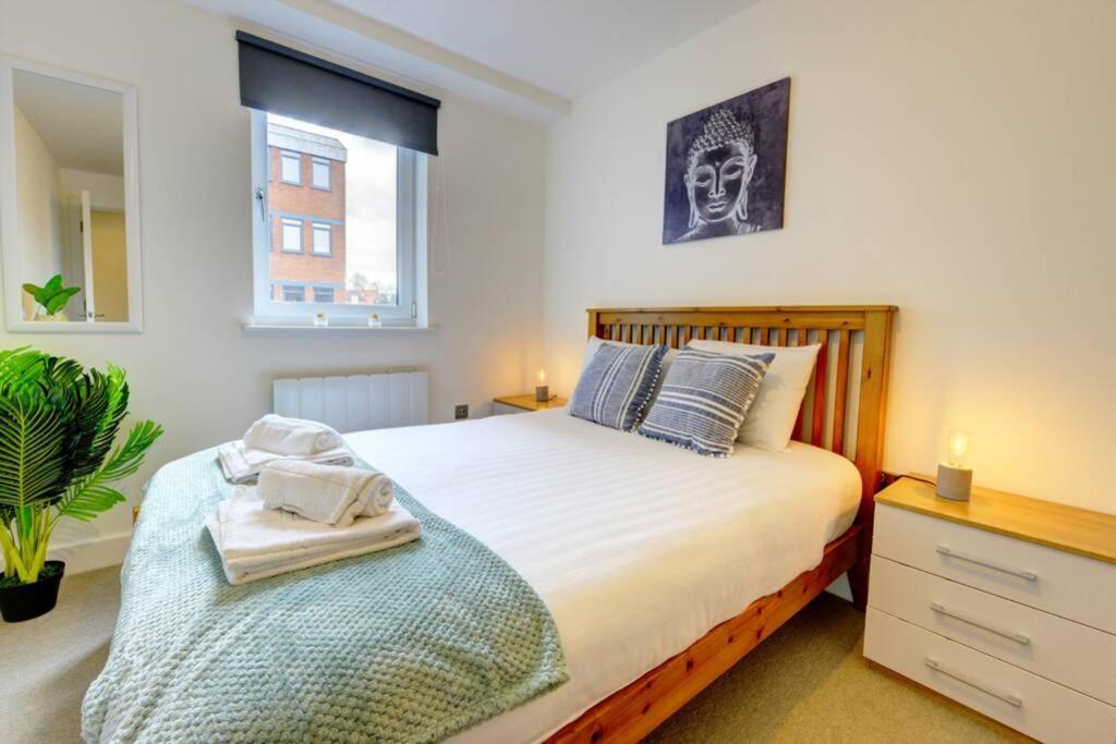 Modern & Stylish 2Br Apartment - Queens House Coventry Eksteriør bilde