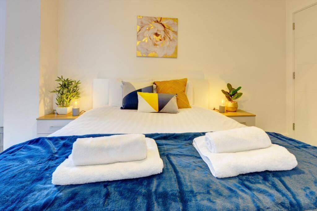 Modern & Stylish 2Br Apartment - Queens House Coventry Eksteriør bilde