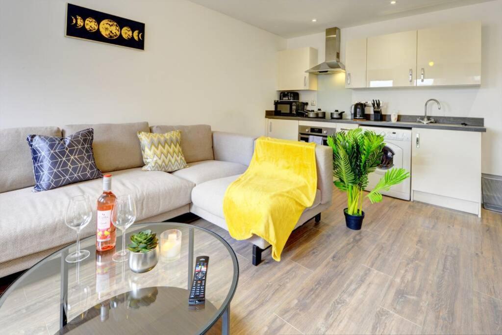 Modern & Stylish 2Br Apartment - Queens House Coventry Eksteriør bilde